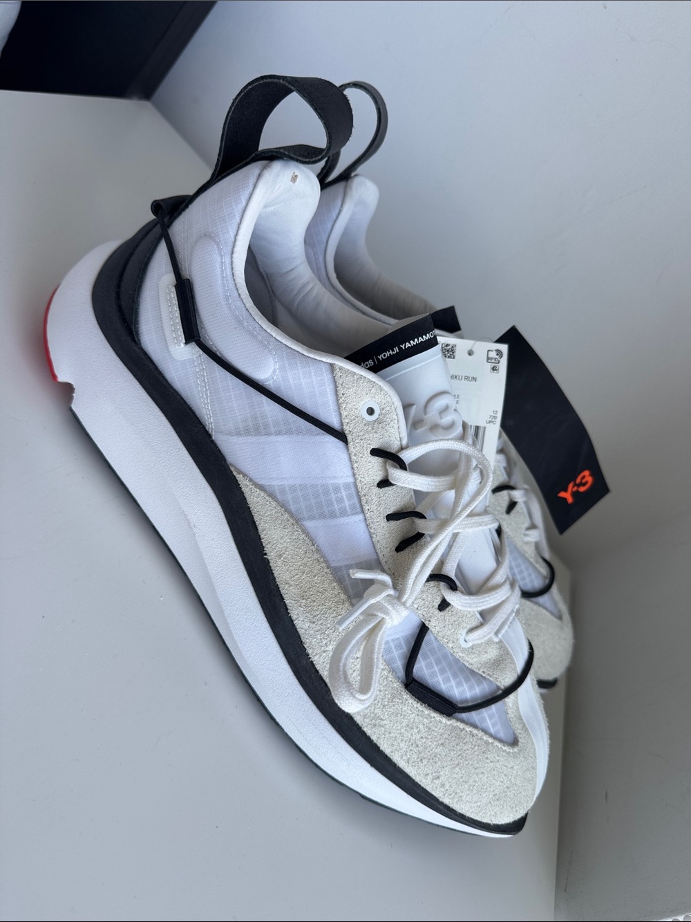 Yohji Yamamoto Y-3 White and Black Men's Sneakers - Picture 6 of 17
